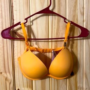 Pink bra NWT 34 C SUPER PUSH!!